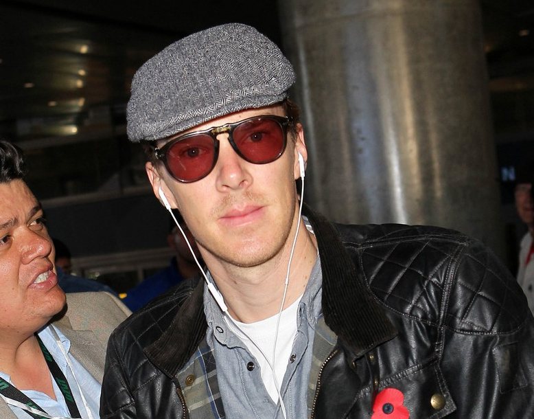 Benedict Cumberbatch on his way through LAX 11/07/2014